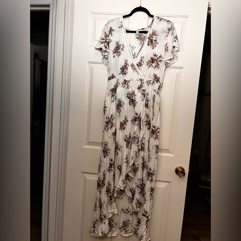 American Rag High Low Floral Dress in Cream and Brown